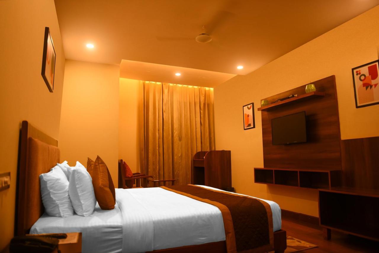 Abhyudyam Ganga Hotel Haridwar Bagian luar foto