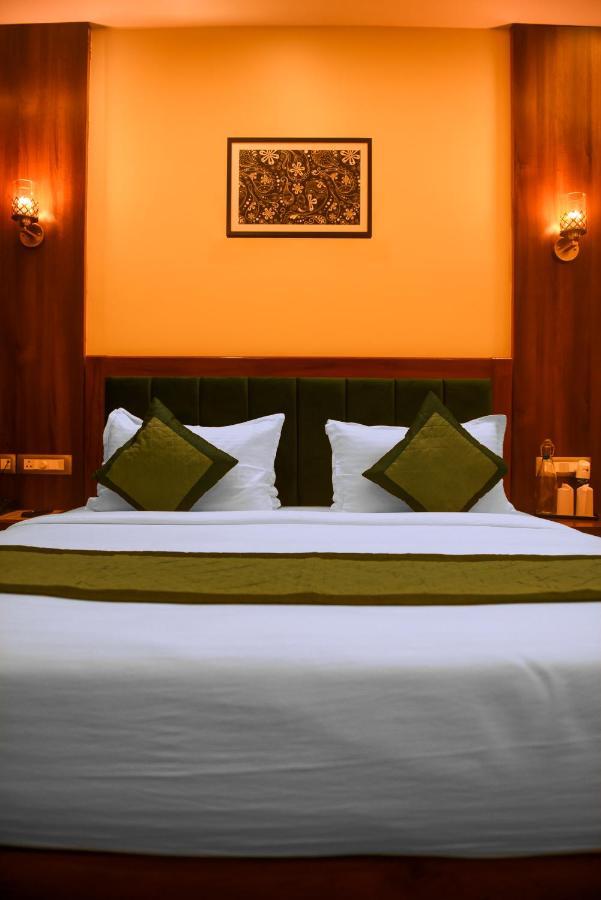 Abhyudyam Ganga Hotel Haridwar Bagian luar foto