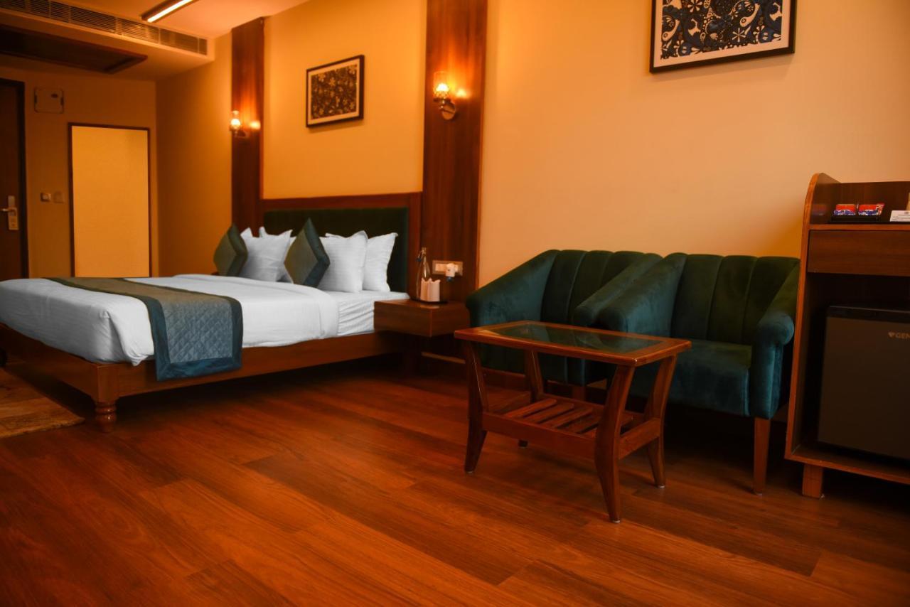Abhyudyam Ganga Hotel Haridwar Bagian luar foto