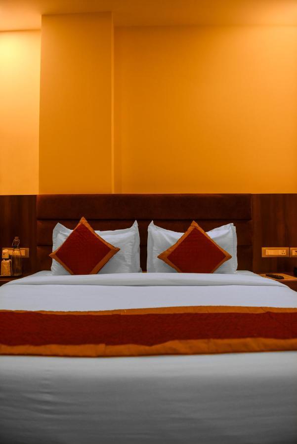 Abhyudyam Ganga Hotel Haridwar Bagian luar foto